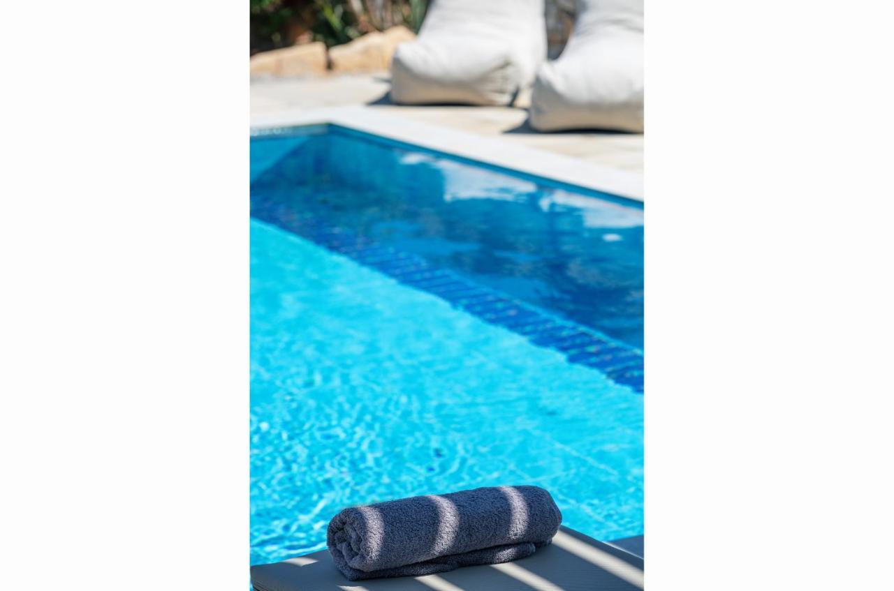 Evgoro Luxury Suites Agia Galini Exteriör bild