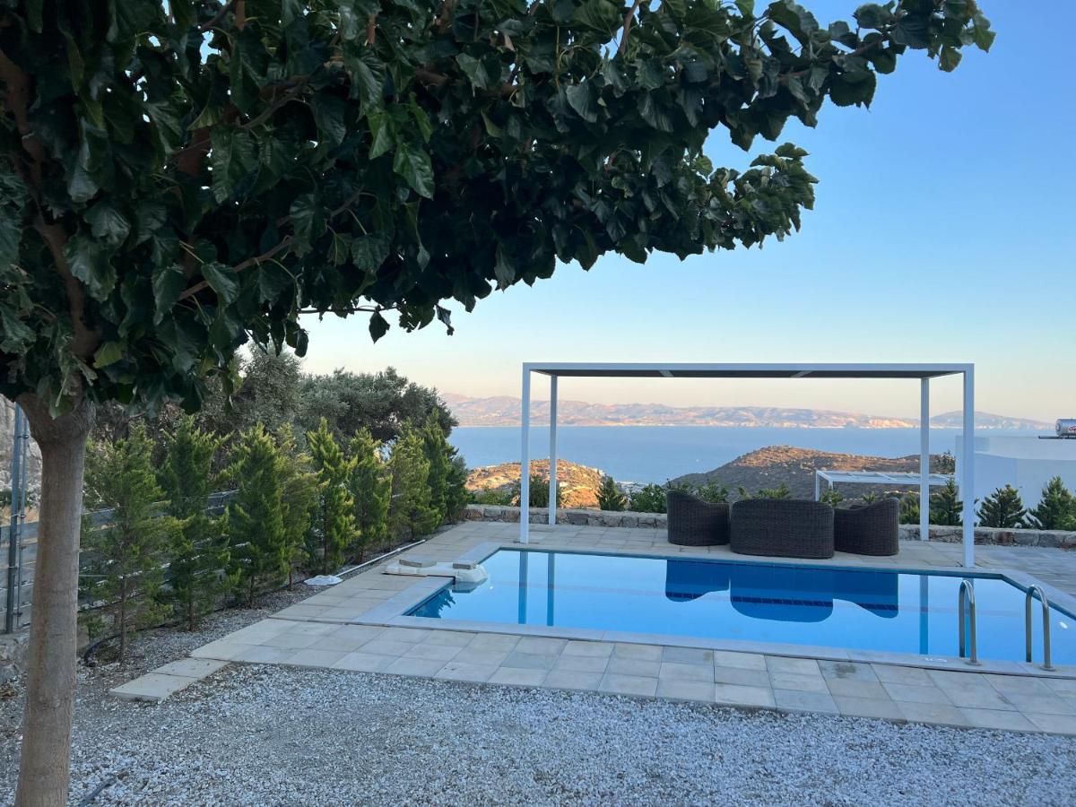 Evgoro Luxury Suites Agia Galini Exteriör bild